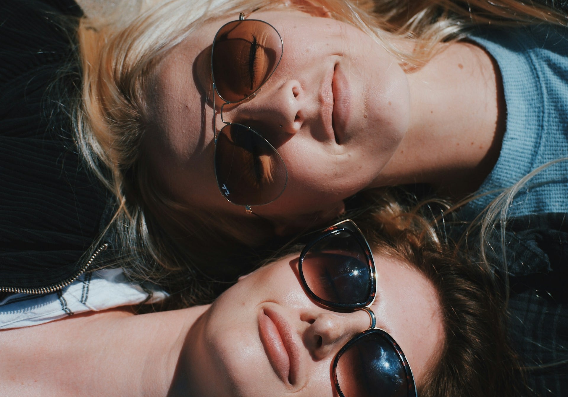 Best Glasses for Round Faces: A Quick Guide