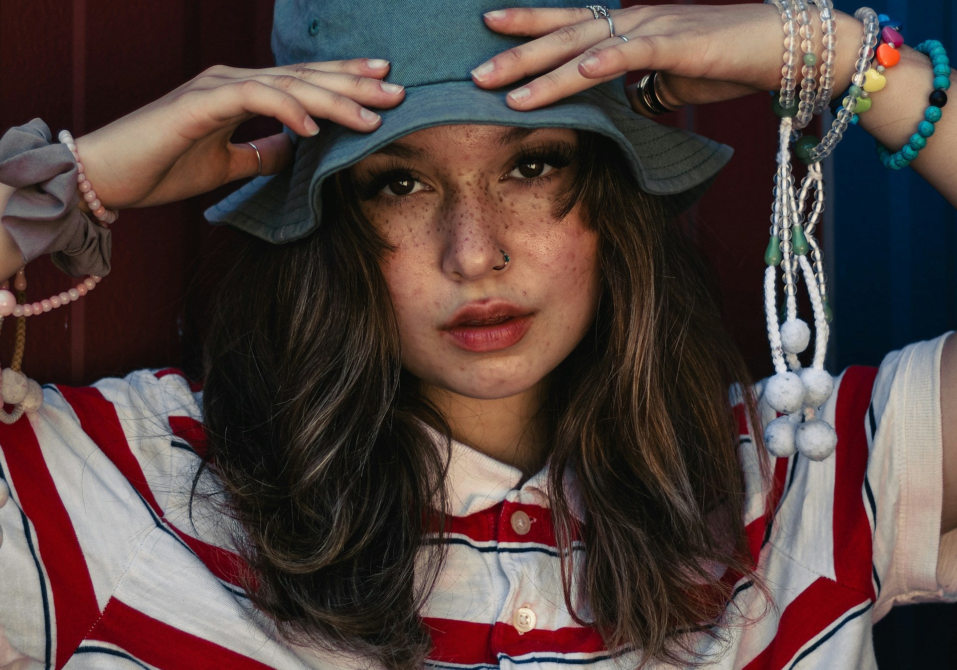 How to Style Bucket Hats: Tips and Tricks