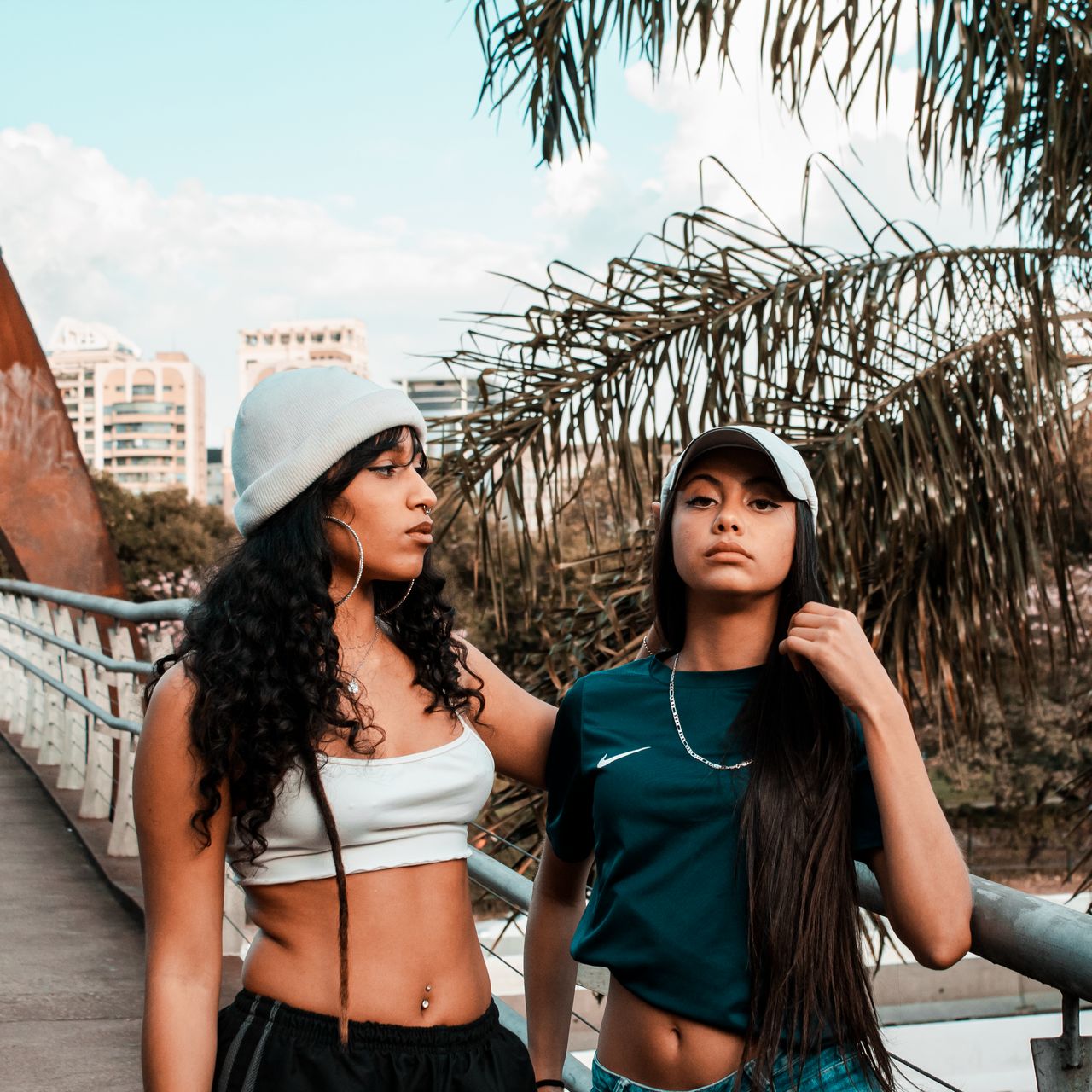 Short Brim Hats: Fit, Types & How to Pick One