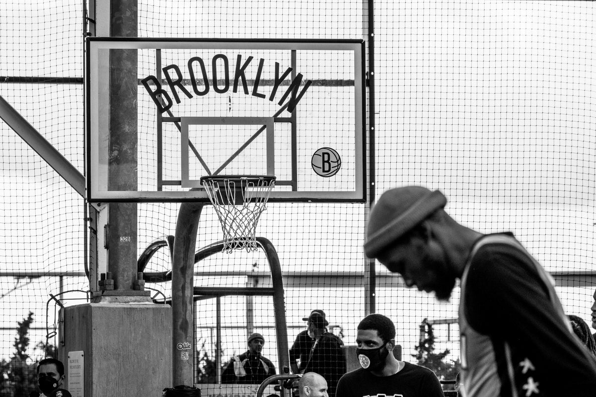 NYC Streetwear Guide 2026: Boroughs, Brands & the Look
