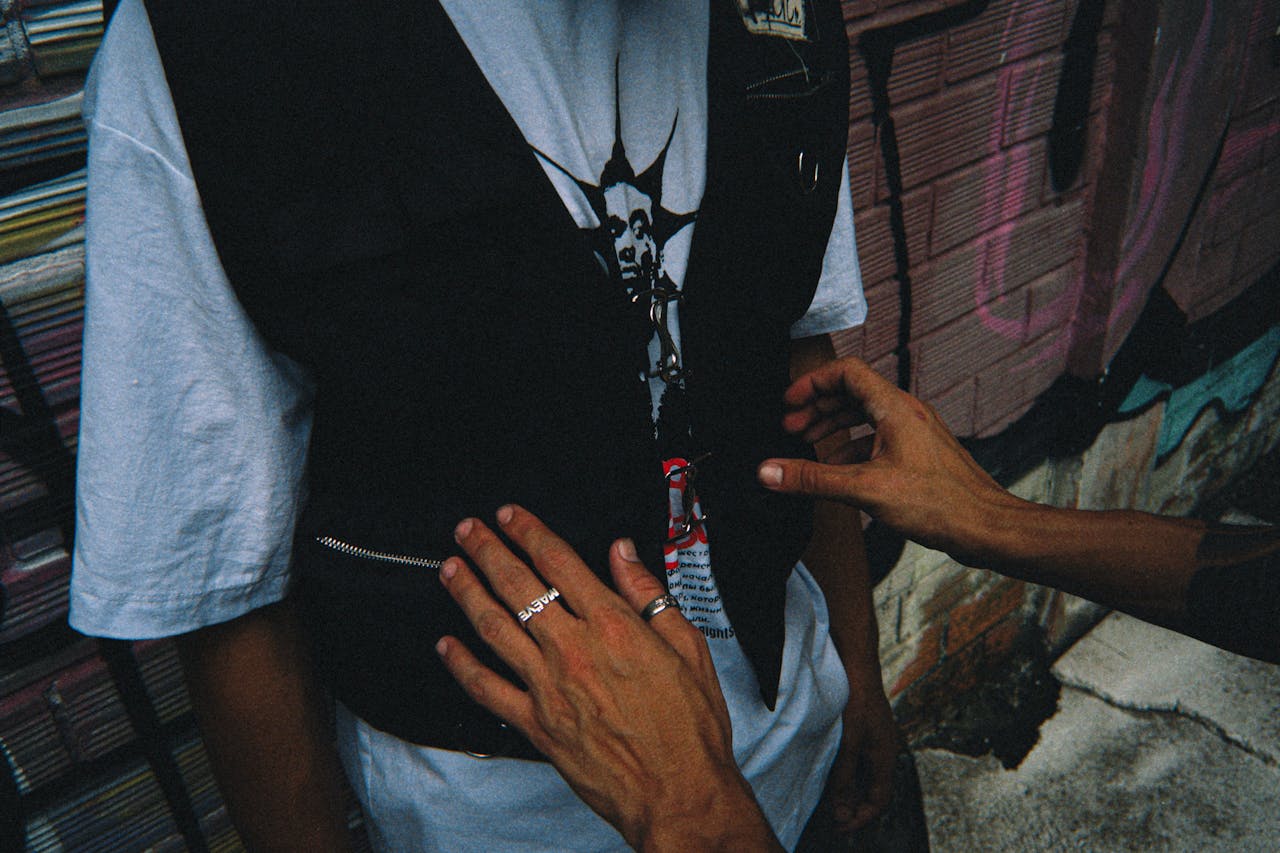 The History of Streetwear: How It Became a Global Phenomenon