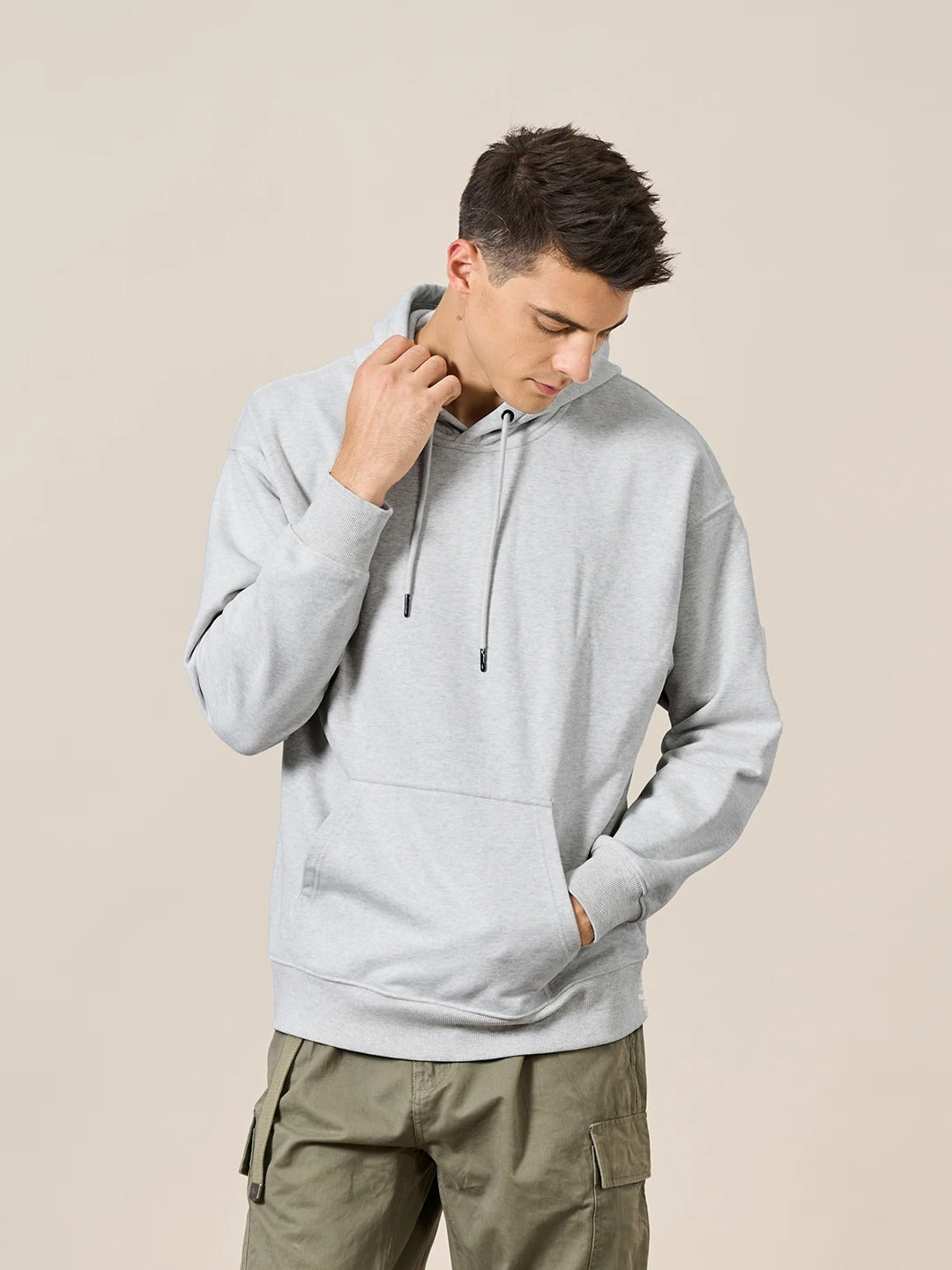 Heavyweight Fleece Hoodie - Warm & Cozy Streetwear Essential