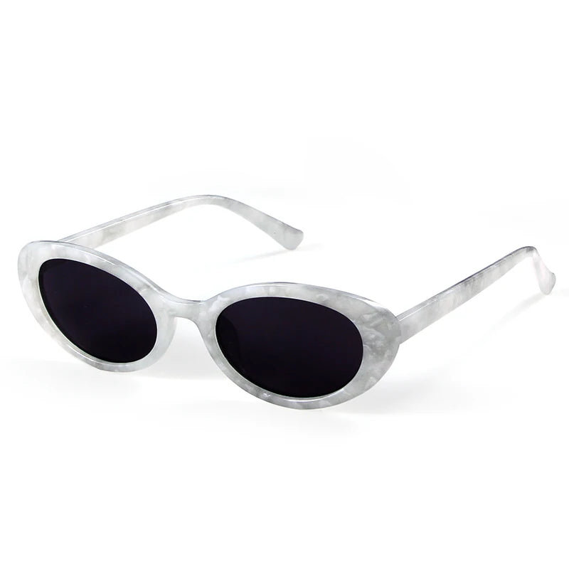 Oval sunglasses on model, front view