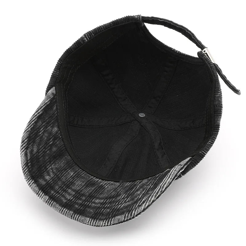 Short brim corduroy baseball cap, texture detail