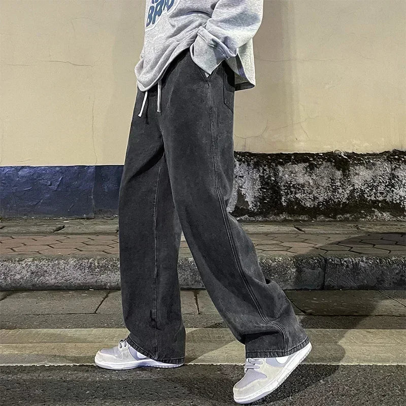 Men's wide-leg loose jeans, back view
